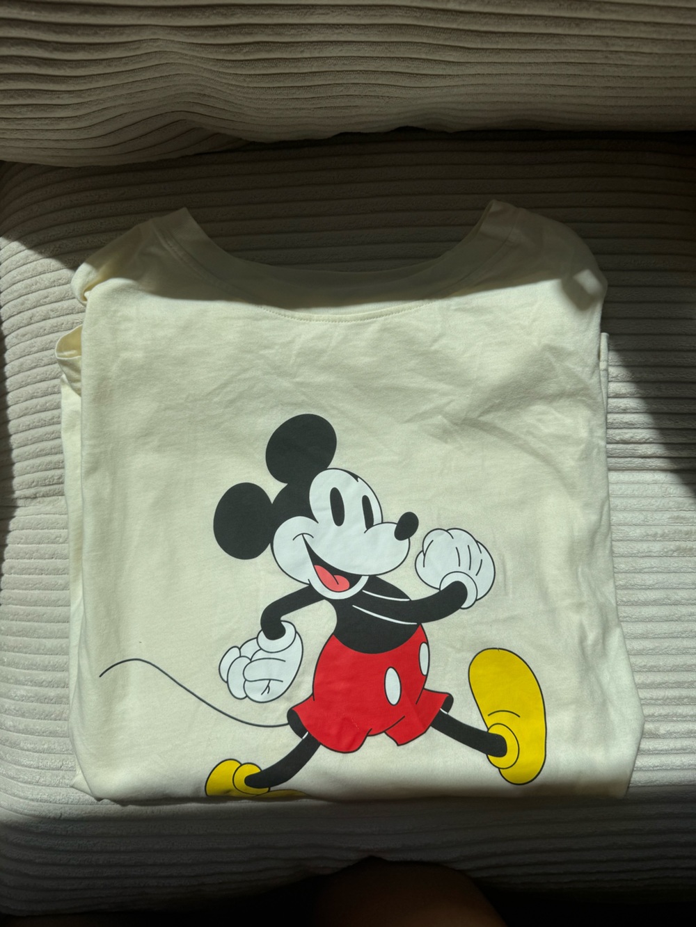 Mickey Mouse tee - Picture 2 of 4